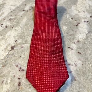 Murano Mens Red Geometric Micro Grid Pattern Silk Blend Necktie Business Formal